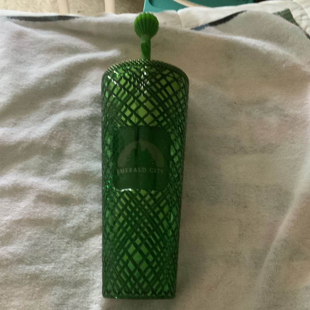 Starbucks Wicked Emerald Green 24oz tumbler with topper